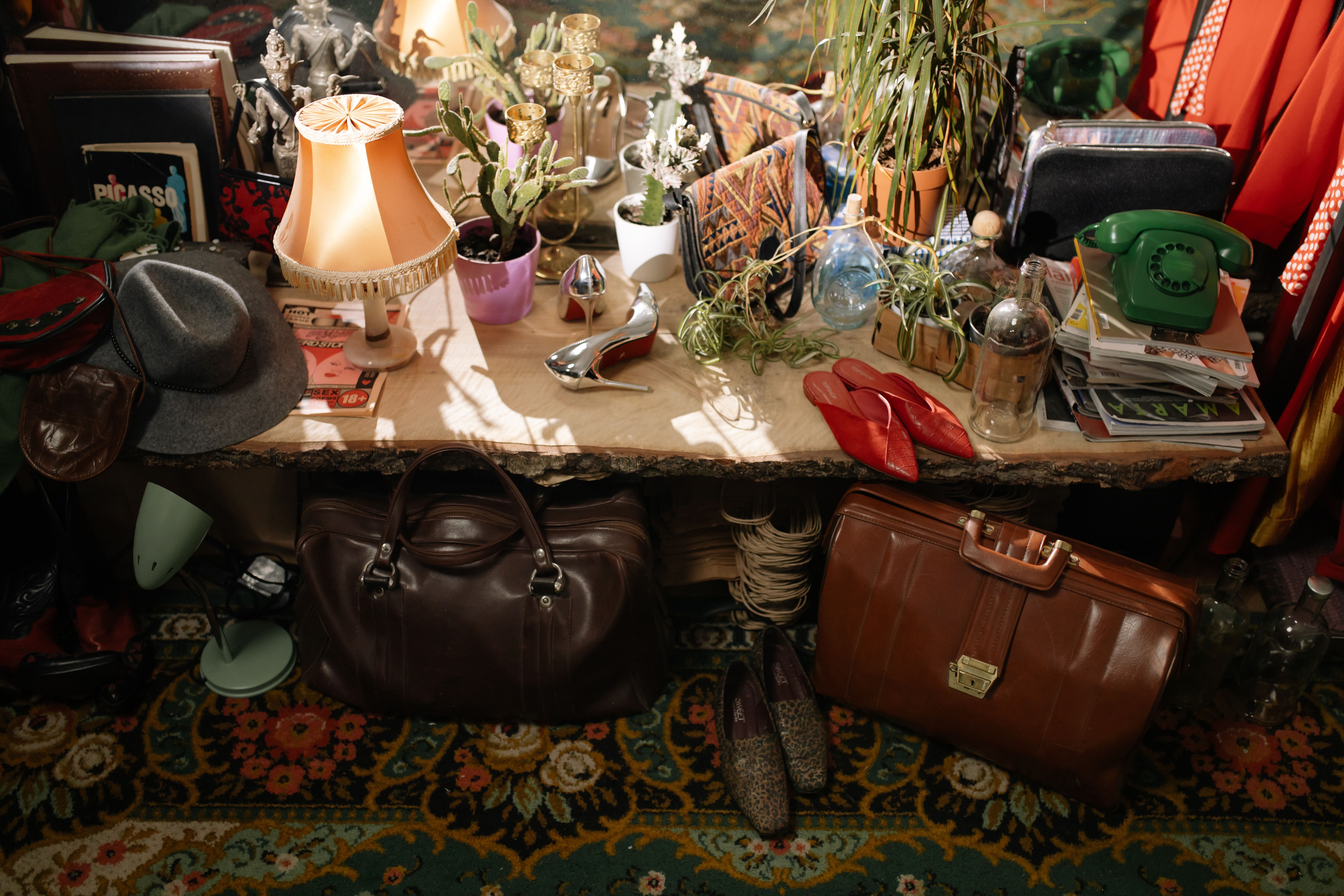 Vintage objects and antiques displayed in a secondhand store